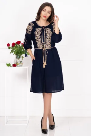 Rochie traditionala bleumarin Elisa cu broderie florala bej