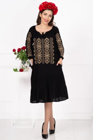 Rochie traditionala neagra Ilaria cu broderie traditionala bej