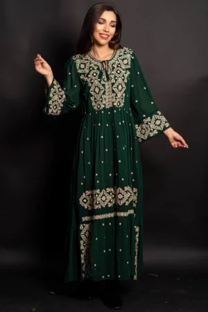 Rochie traditionala verde Gina lunga cu broderie bej