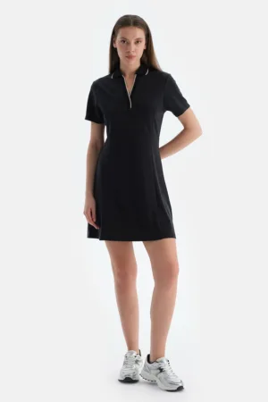 Rochie-tricou din amestec de lyocell cu detalii contrastante