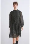 Rochie vaporoasa cu maneci bufante