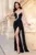 Rochie de seara eleganta neagra cu trena pe o parte si model din strassuri