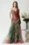 Rochie lunga de ocazie din tull verde cu imprimeuri rosii si floare maxi pe talie