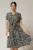 Rochie midi din viscoza neagra cu imprimeu alb