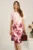 Rochie midi roz cu flori magenta din stofa cu croi drept