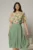 Rochie midi verde fistic din triplu voal cu bustul imprimat